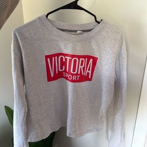 Victoria Sport crew neck